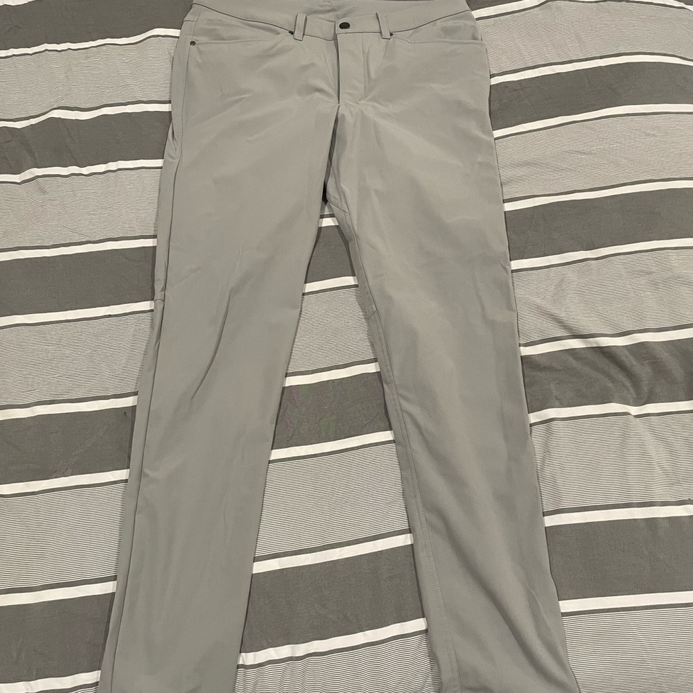 Lululemon ABC Slim 32x34 Seal Grey